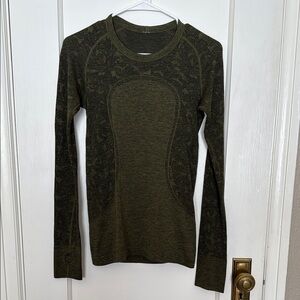 Lululemon Athletica Olive Green Fitted Ribbed Long Sleeve Top